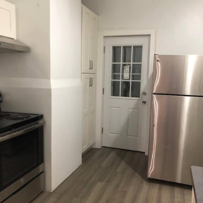 Private In Townhouse W Shared Baths Qn Bed 1-3ppl Pangsapuri *