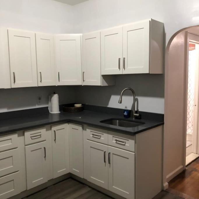 Private In Townhouse W Shared Baths Qn Bed 1-3ppl Pangsapuri *