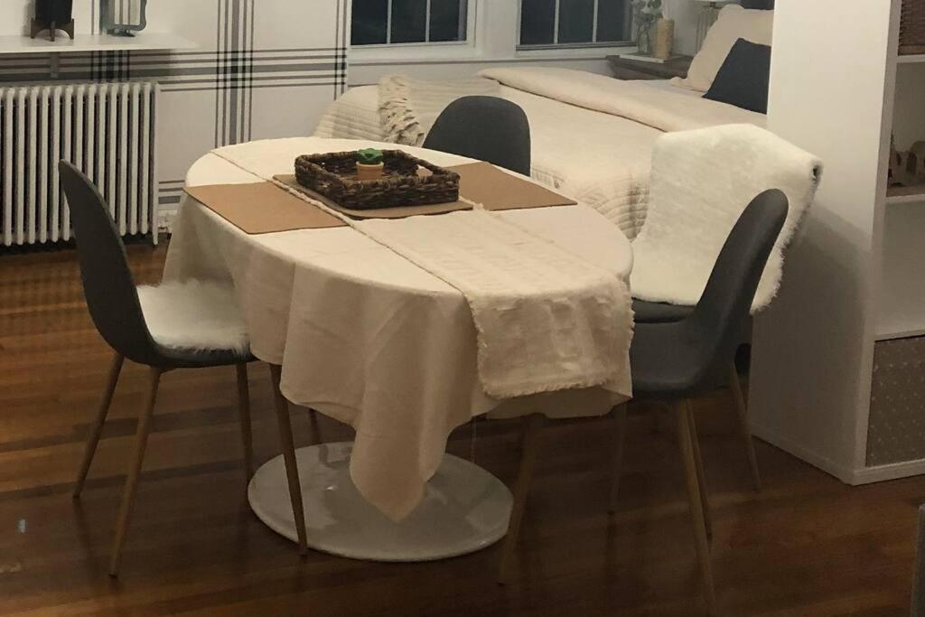 Private In Townhouse W Shared Baths Qn Bed 1-3ppl Pangsapuri *